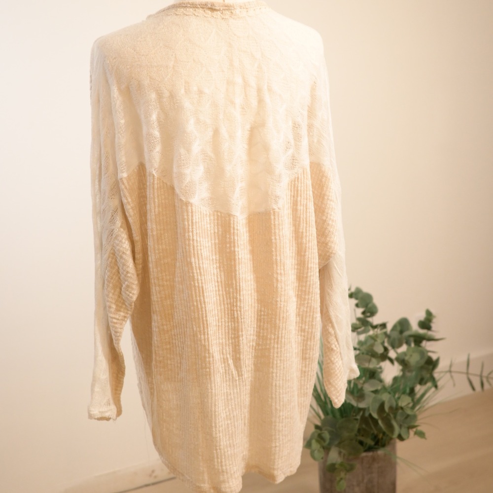 Altar'd State Cream Tan Crochet Lace Back High Low Knit Top Small - Picture 3 of 10